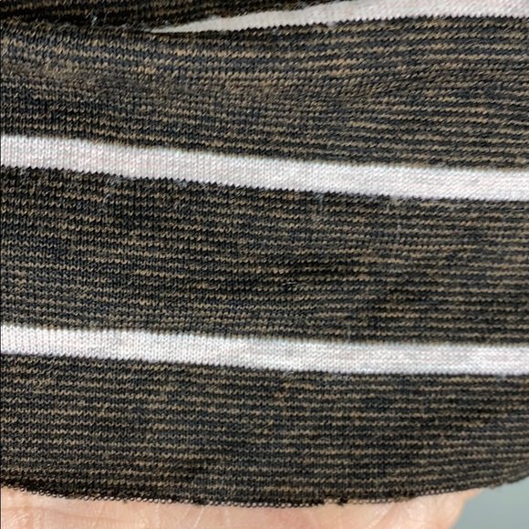 Bailey 44 faux wrap top - Picture 4 of 7